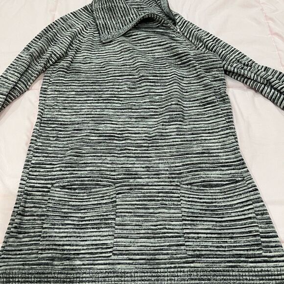 Ladies size small bundle - Picture 1 of 14